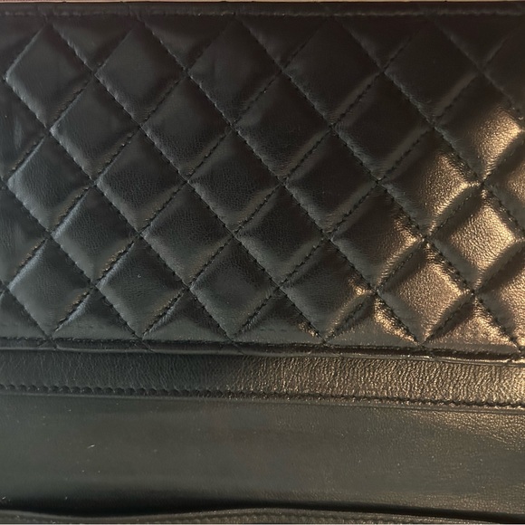 Authentic CHANEL Black Leather
Chanel Logo Long Wallet all inclusive!!!!!! - Picture 9 of 16